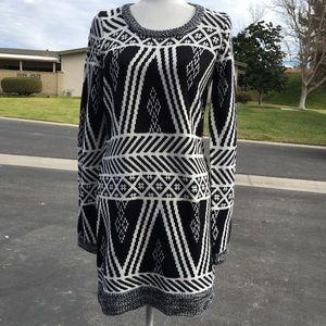 Blk/wht patterned dress